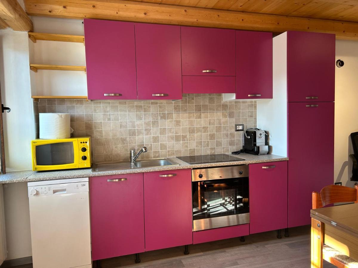 Casa Malva Appartamento Marisa Ed Appartamento Bouganville Cossogno Eksteriør billede
